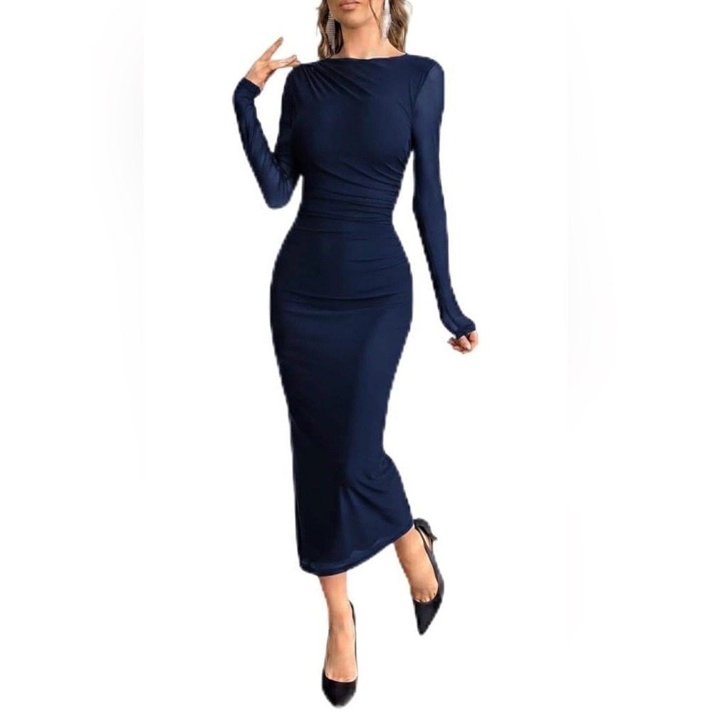 navy long sleeve bodycon midi dress light dot | Dresses | Elegant Longsleeve this bodycon dress accentuates Kate Moss nails summer MerchCategory1: AW25 RTW Color:Sky